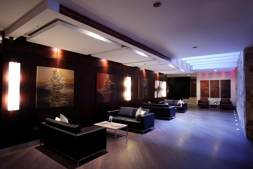 Hotel Reina Isabel Quito Zewnętrze zdjęcie