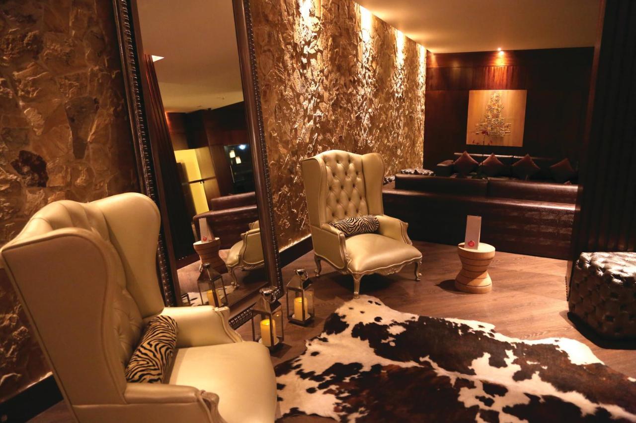 Hotel Reina Isabel Quito Zewnętrze zdjęcie